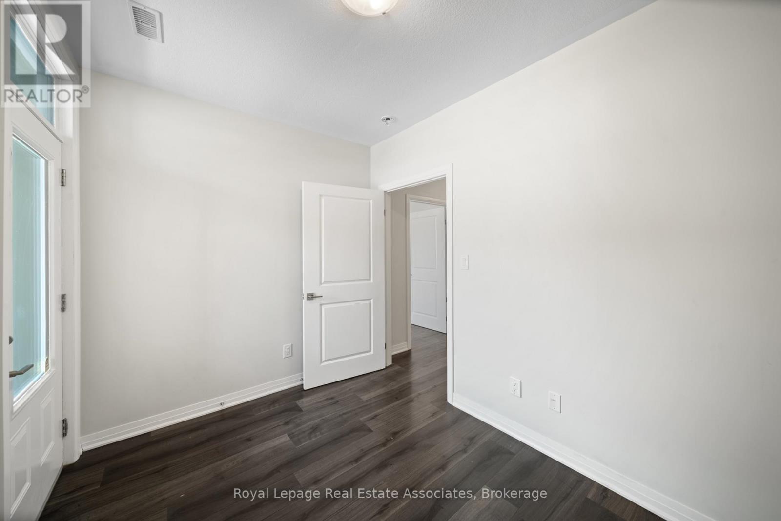 2G - 155 THOMAS SLEE DRIVE, Kitchener, Ontario, N2P2X5 — Photo 12