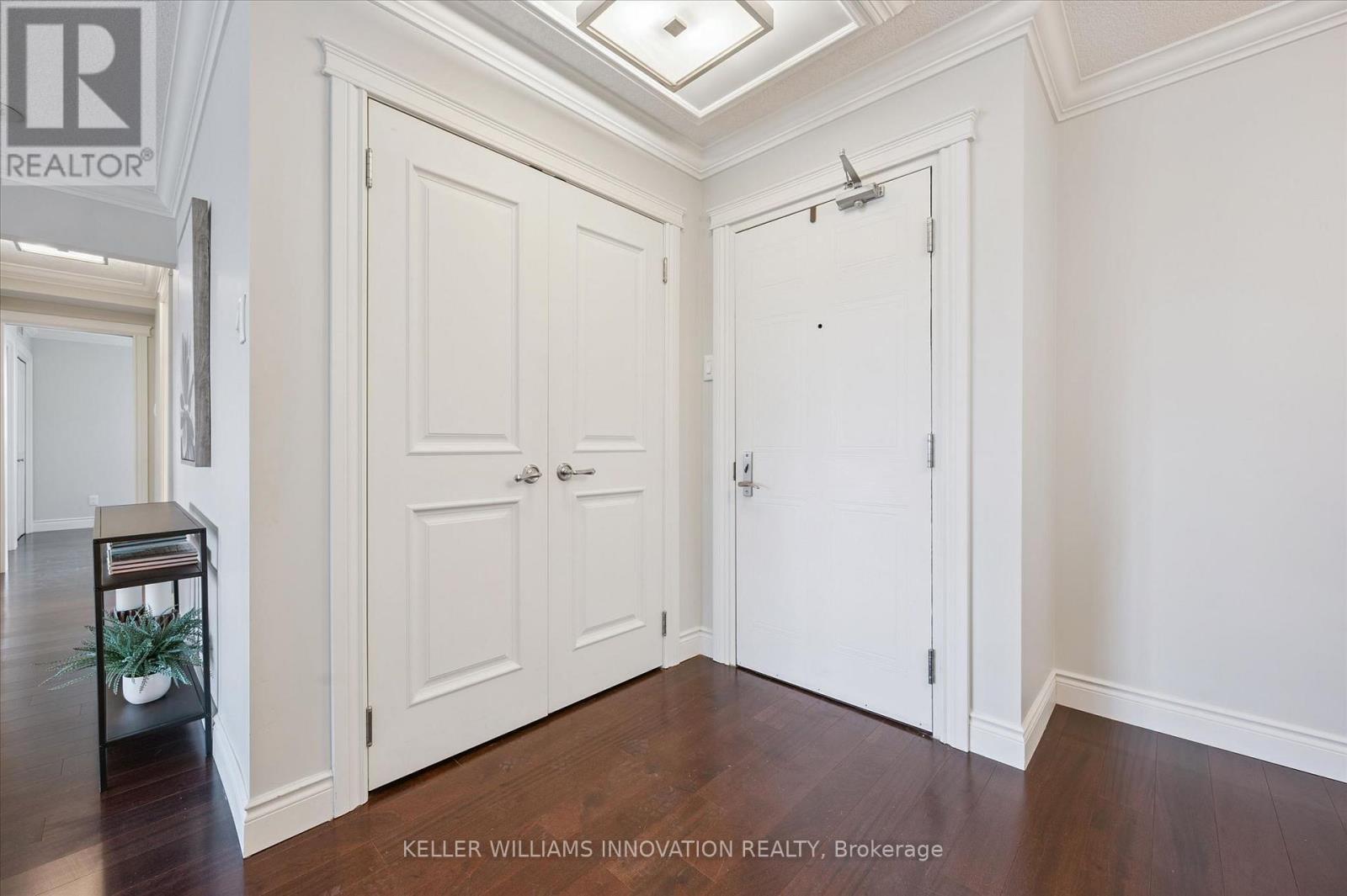 1010 - 265 WESTCOURT PLACE, Waterloo, Ontario, N2L6E4 — Photo 4