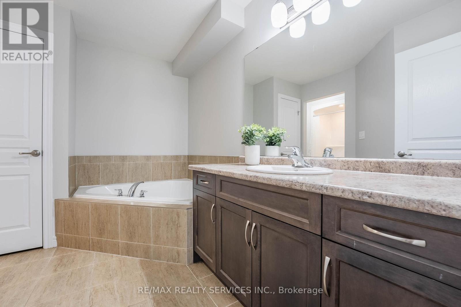 7619 GREEN VISTA GATE, Niagara Falls (Oldfield), Ontario, L2G0A8 — Photo 20