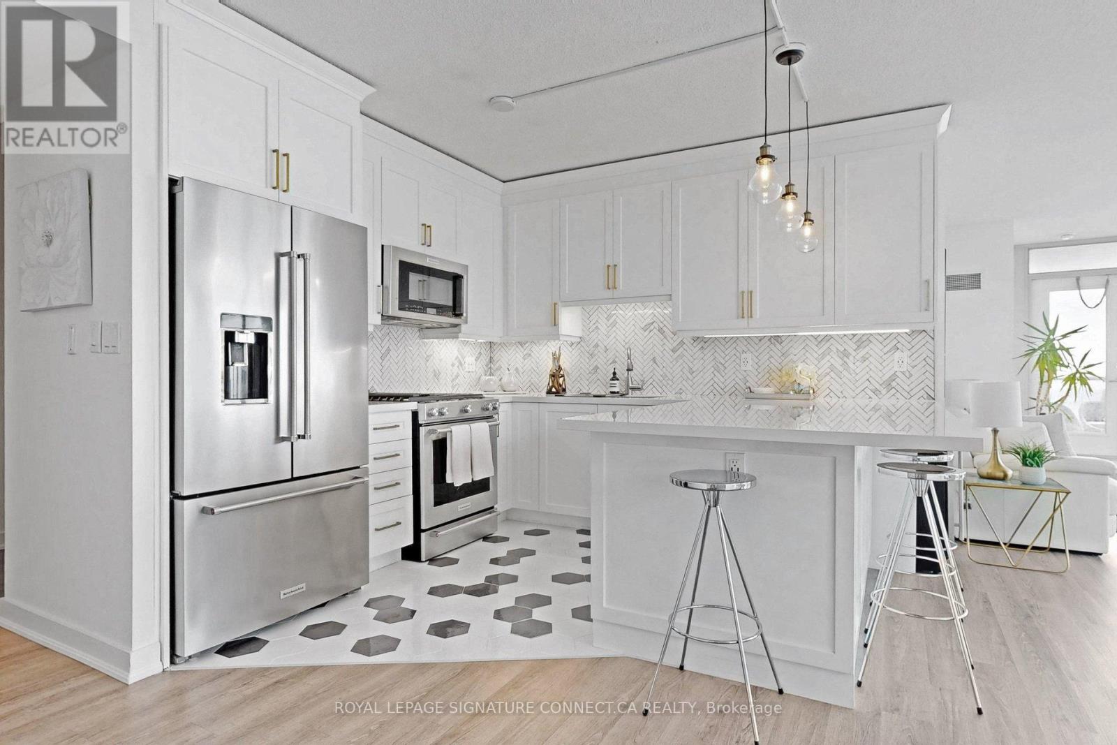 2712 - 35 MARINER TERRACE, Toronto (Waterfront Communities), Ontario, M5V3V9 — Photo 3