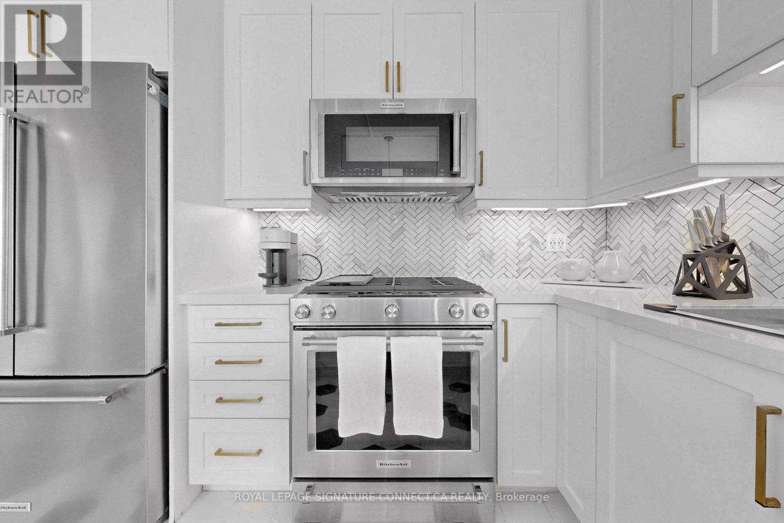 2712 - 35 MARINER TERRACE, Toronto (Waterfront Communities), Ontario, M5V3V9 — Photo 5