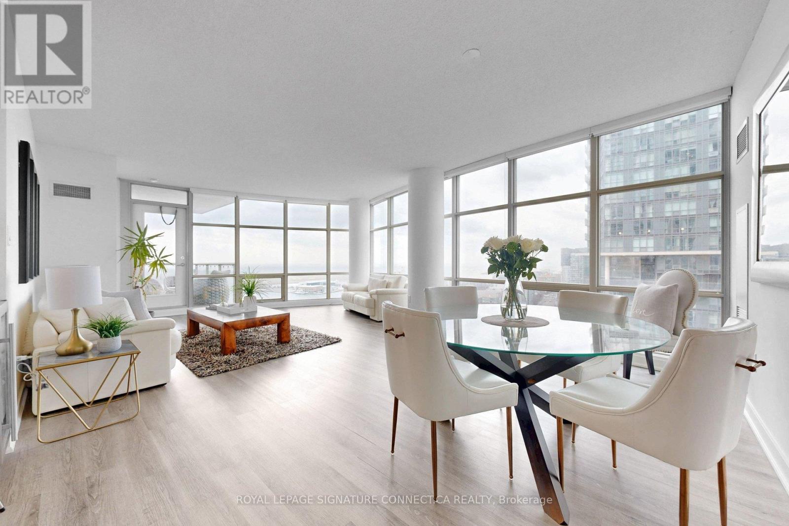 2712 - 35 MARINER TERRACE, Toronto (Waterfront Communities), Ontario, M5V3V9 — Photo 7