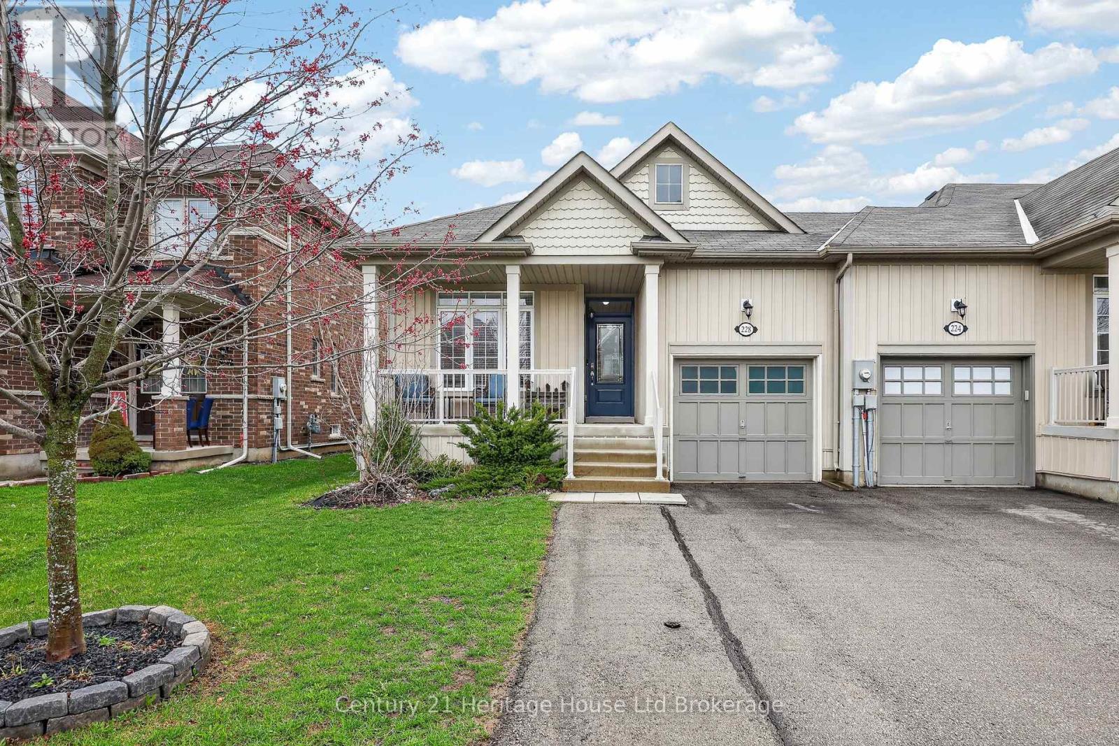 228 PALMER LANE, Woodstock (Woodstock - North), Ontario, N4T0G5 — Photo 4