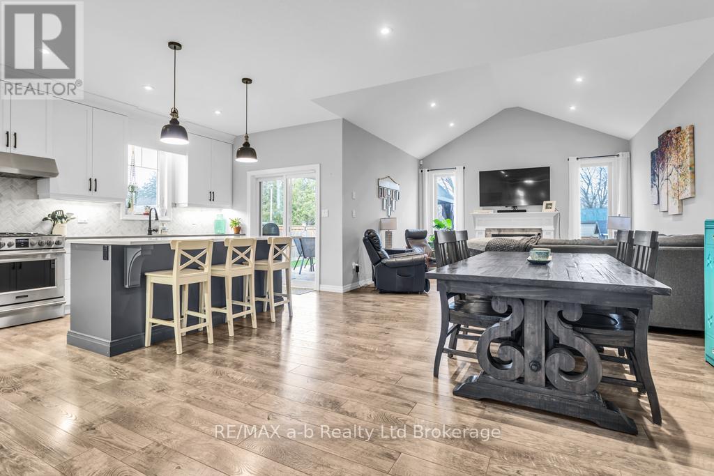 241 WILSON AVENUE, Tillsonburg, Ontario, N4G0H4 — Photo 13