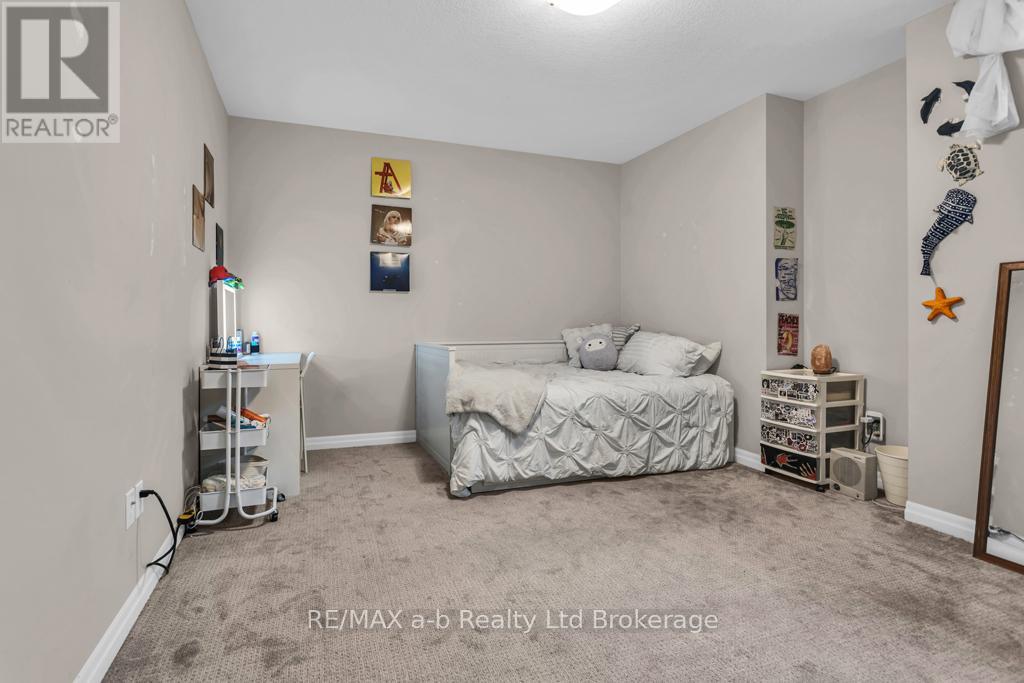 241 WILSON AVENUE, Tillsonburg, Ontario, N4G0H4 — Photo 26