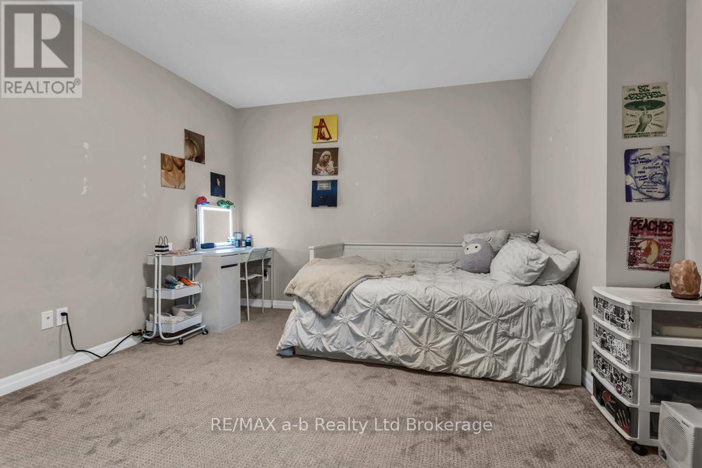 241 WILSON AVENUE, Tillsonburg, Ontario, N4G0H4 — Photo 27