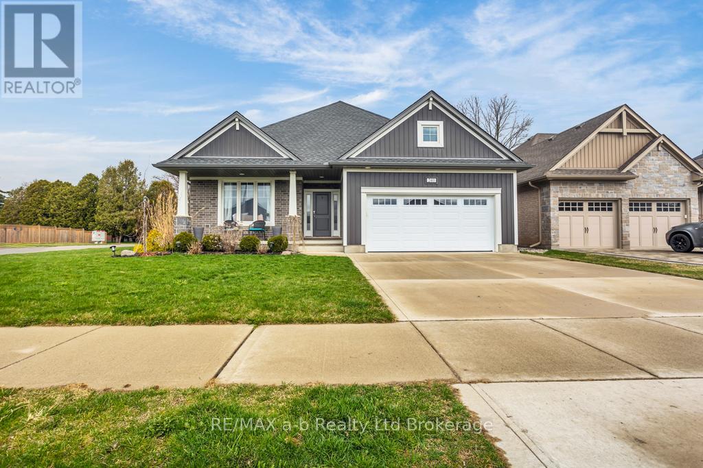 241 WILSON AVENUE, Tillsonburg, Ontario, N4G0H4 — Photo 3