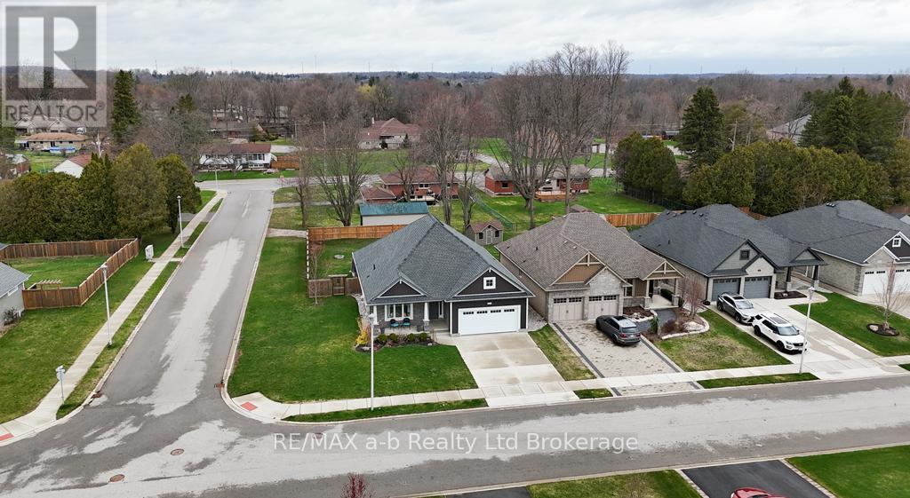 241 WILSON AVENUE, Tillsonburg, Ontario, N4G0H4 — Photo 33