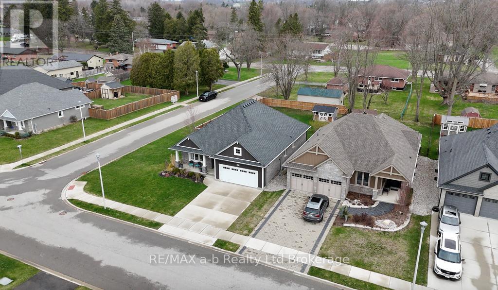 241 WILSON AVENUE, Tillsonburg, Ontario, N4G0H4 — Photo 34