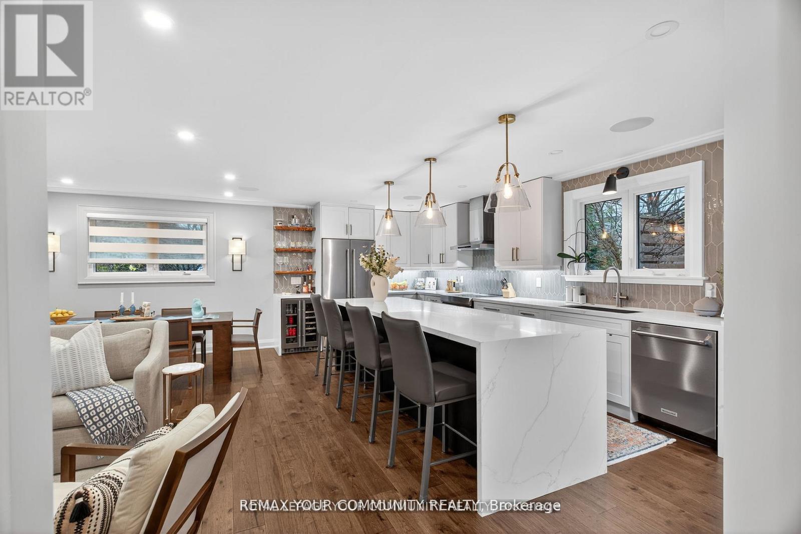 105 ORCHARD HEIGHTS BOULEVARD, Aurora (Aurora Heights), Ontario, L4G2Z8 — Photo 3