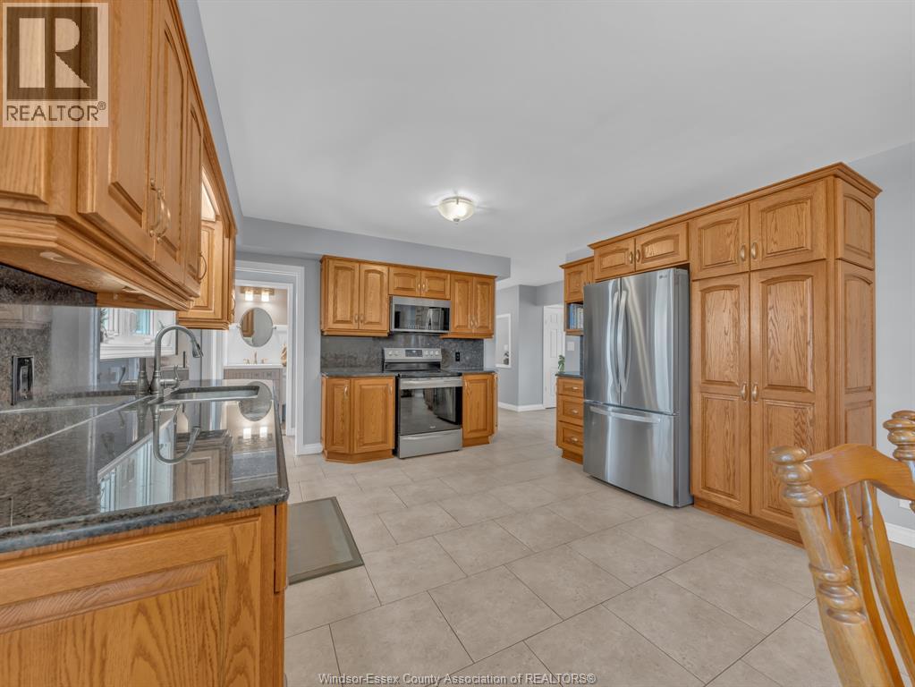 2740 BOUFFARD, LaSalle, Ontario, N9H1W2 — Photo 11