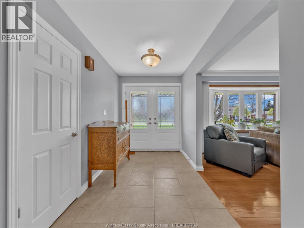 2740 BOUFFARD, LaSalle, Ontario, N9H1W2 — Photo 6