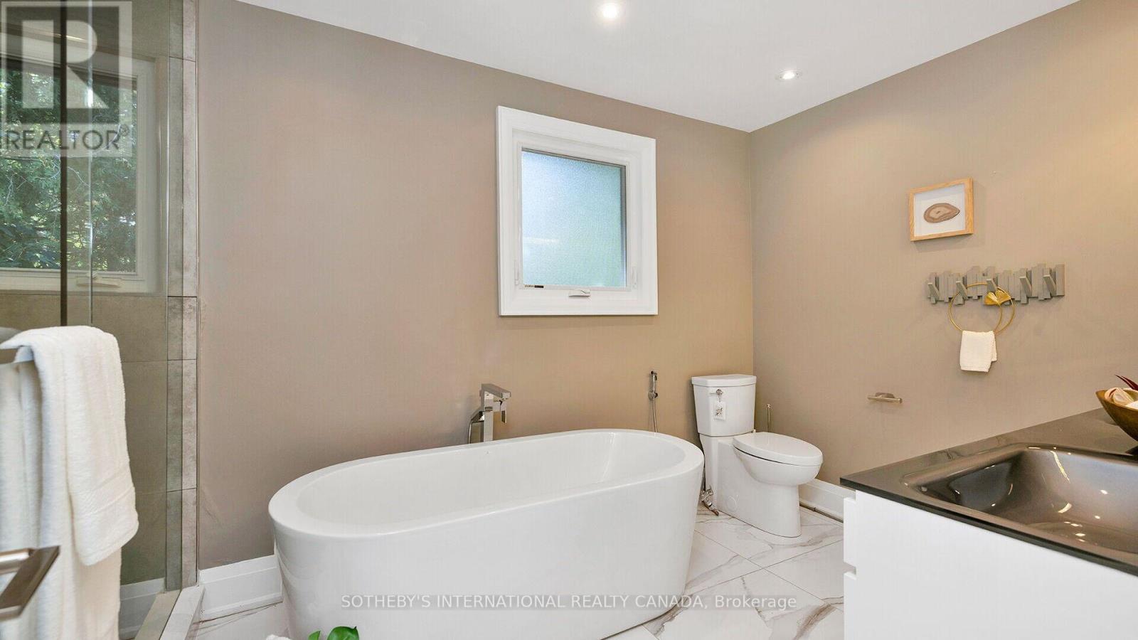 2068 MISSISSAUGA ROAD, Mississauga (Sheridan), Ontario, L5H2K6 — Photo 30