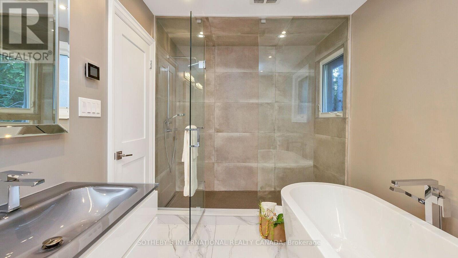 2068 MISSISSAUGA ROAD, Mississauga (Sheridan), Ontario, L5H2K6 — Photo 31