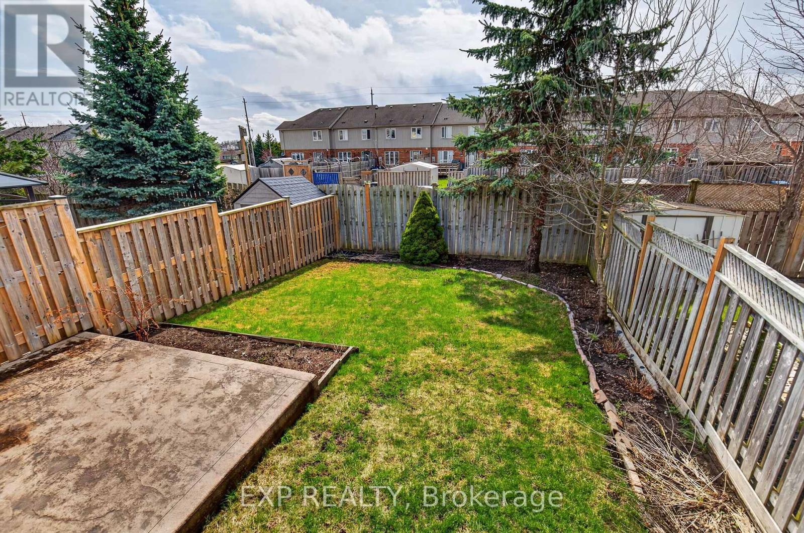 42 SCHIEDEL DRIVE W, Guelph (Victoria North), Ontario, N1E7M3 — Photo 2