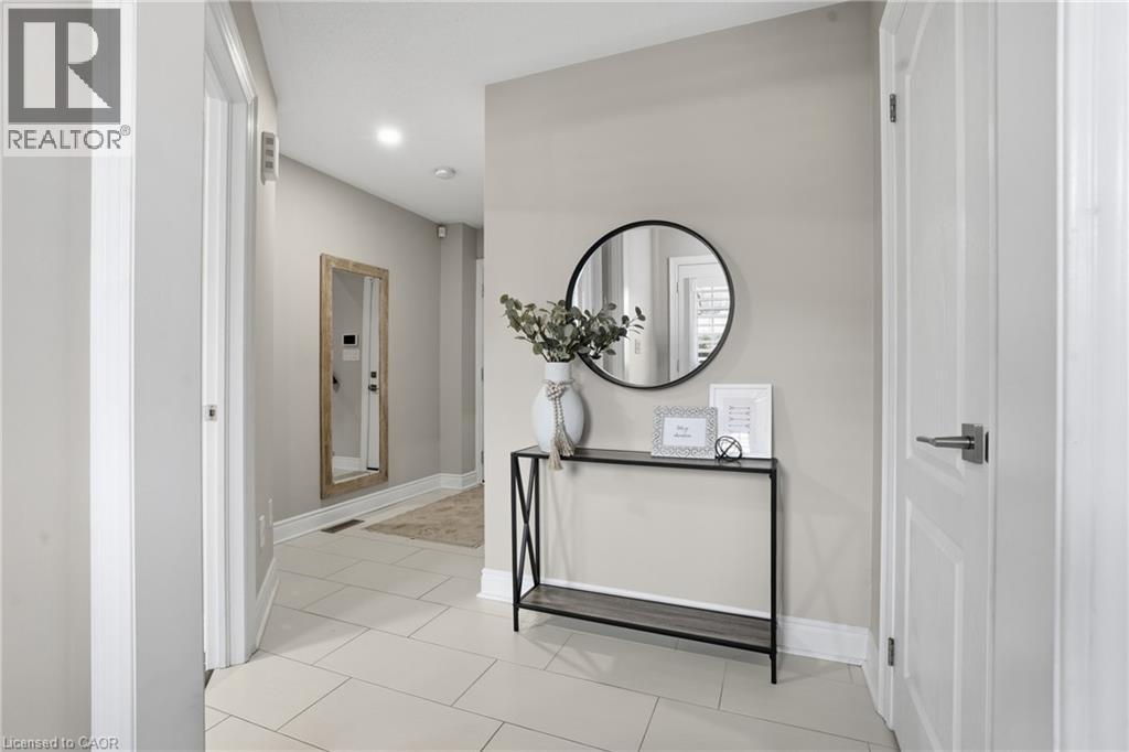 4823 THOMAS ALTON Boulevard Unit# 68, Burlington, Ontario, L7M0V2 — Photo 6
