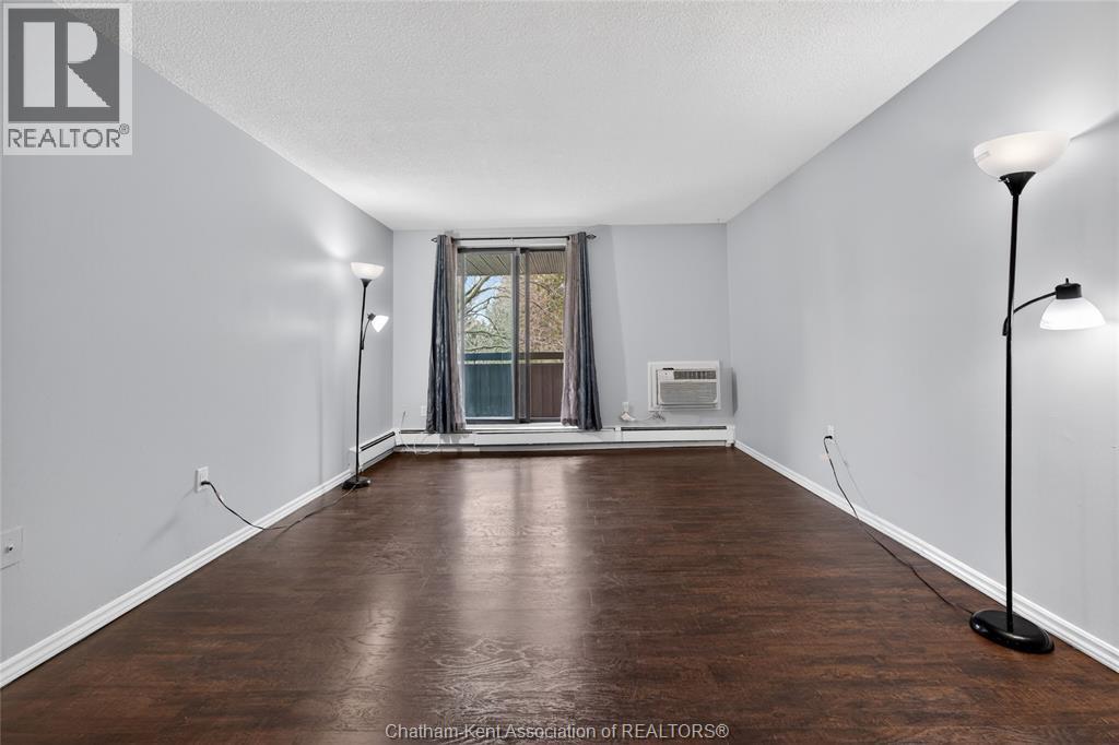 202 CAMPUS PARKWAY Unit# 306, Chatham, Ontario, N7M4Y1 — Photo 10
