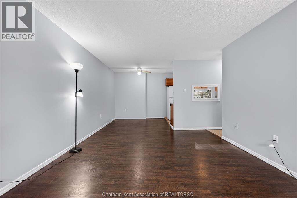 202 CAMPUS PARKWAY Unit# 306, Chatham, Ontario, N7M4Y1 — Photo 13