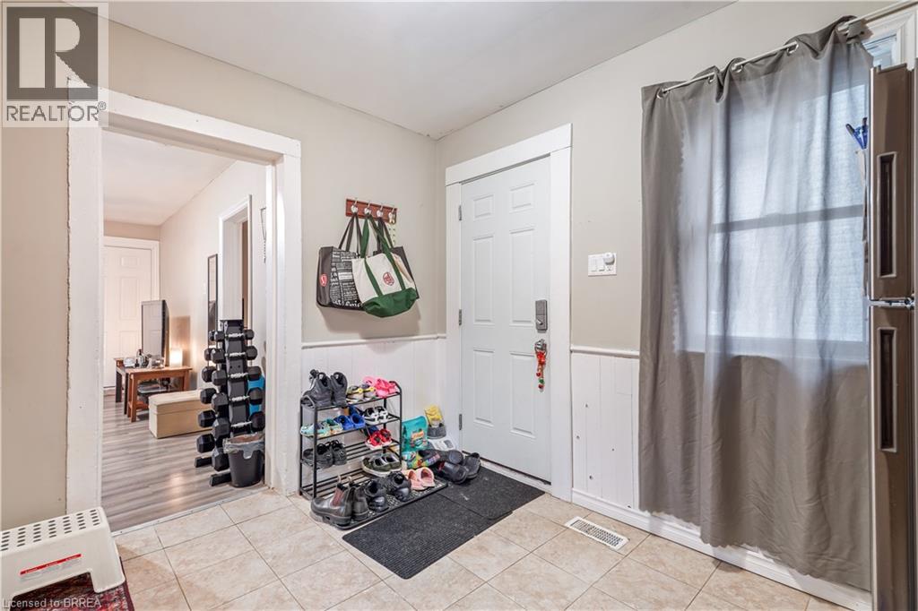 51-53 JARVIS Street, Brantford, Ontario, N3T4A9 — Photo 7