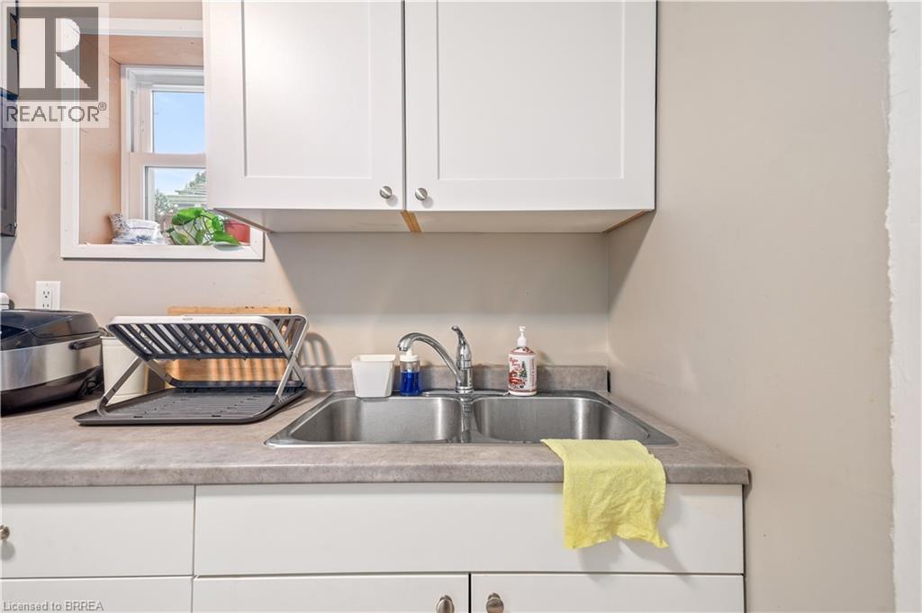 51-53 JARVIS Street, Brantford, Ontario, N3T4A9 — Photo 9