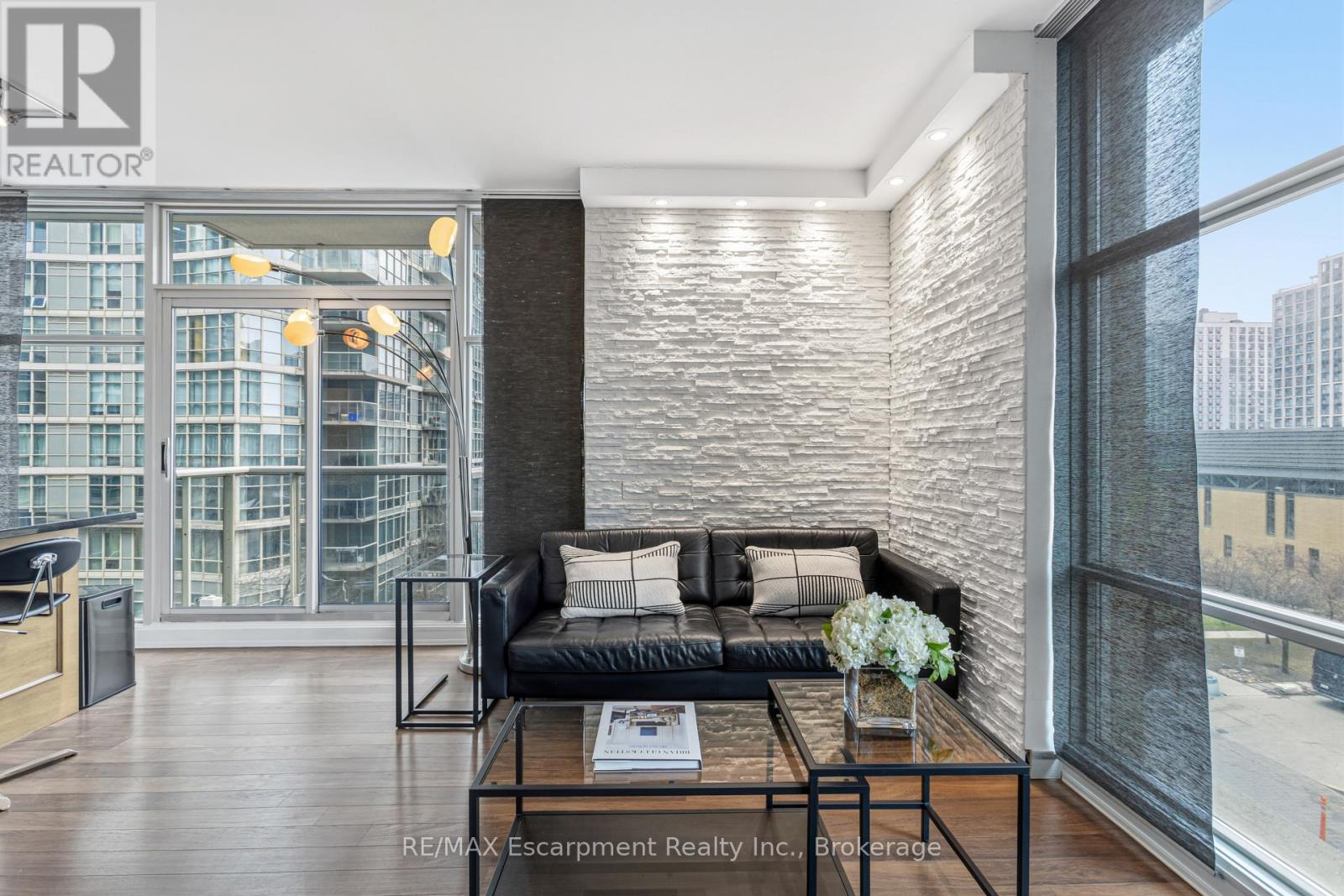 303 - 9 SPADINA AVENUE, Toronto (Waterfront Communities), Ontario, M5V3V5 — Photo 21