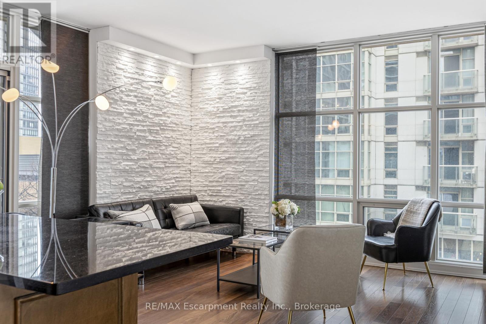 303 - 9 SPADINA AVENUE, Toronto (Waterfront Communities), Ontario, M5V3V5 — Photo 8