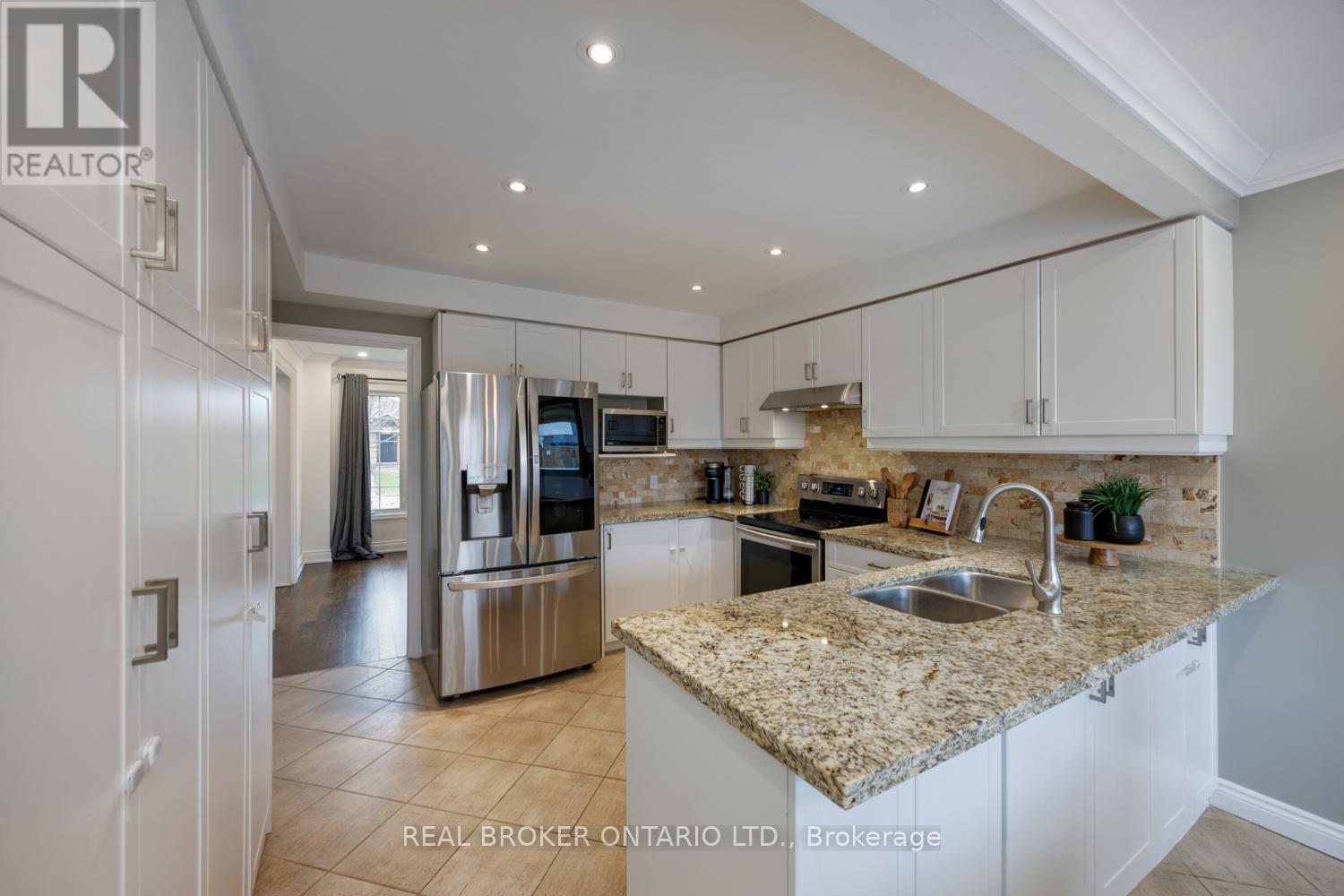 55 MULL CRESCENT, Clarington (Courtice), Ontario, L1E2E2 — Photo 11