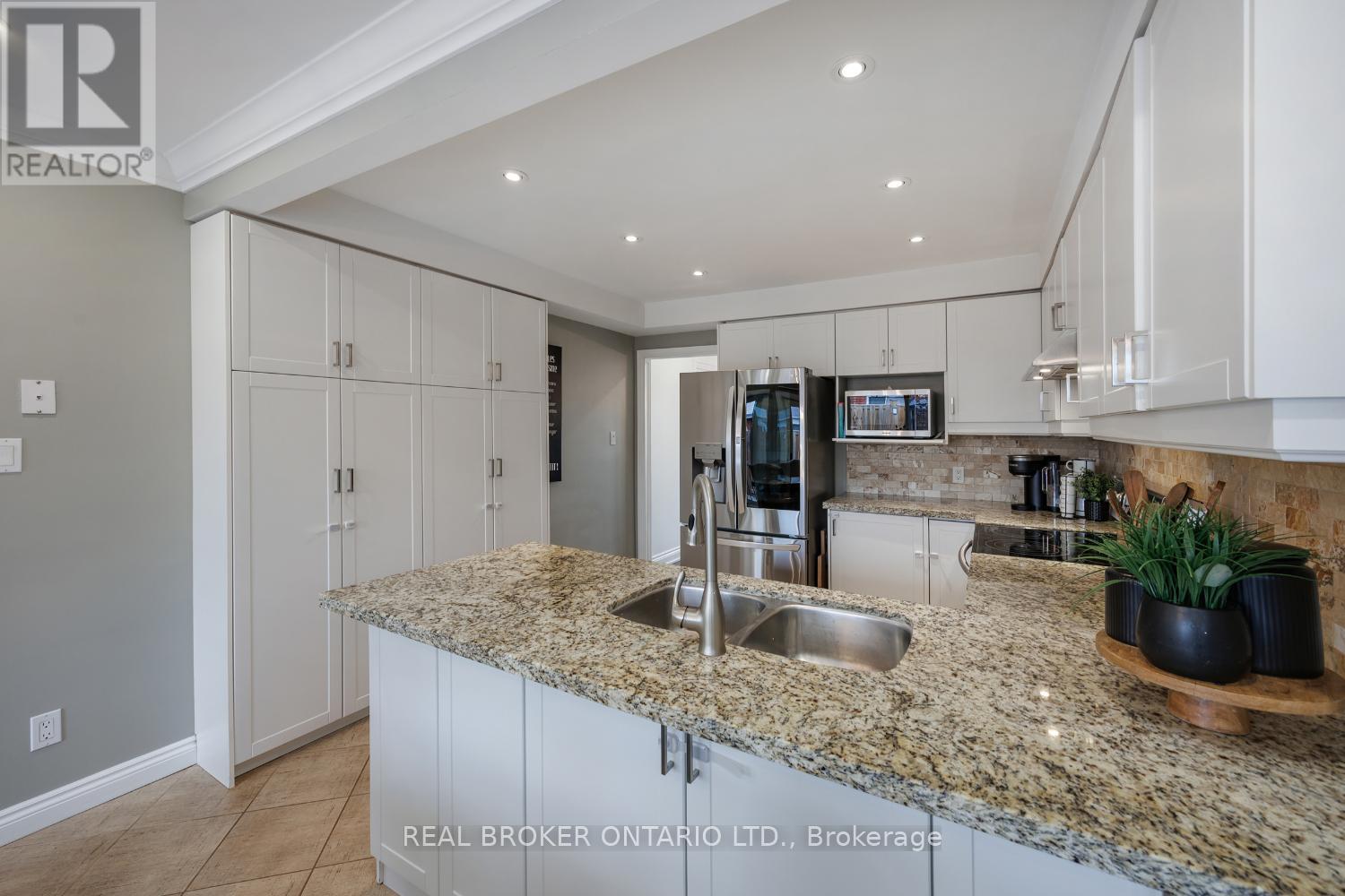 55 MULL CRESCENT, Clarington (Courtice), Ontario, L1E2E2 — Photo 12