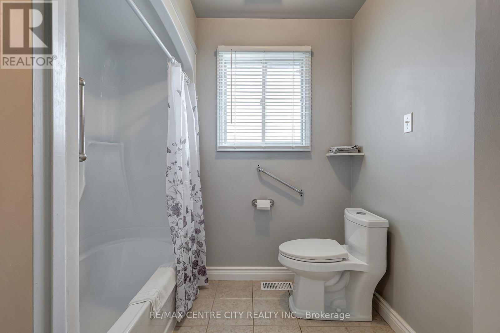 42 OLDEWOOD CRESCENT, St. Thomas, Ontario, N5R6B2 — Photo 18