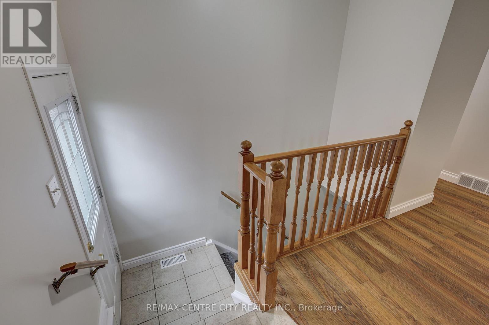42 OLDEWOOD CRESCENT, St. Thomas, Ontario, N5R6B2 — Photo 22