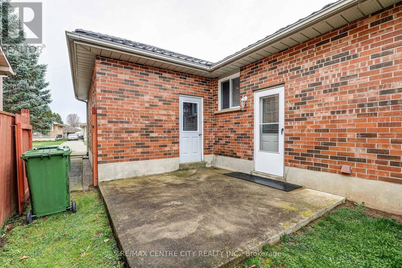 42 OLDEWOOD CRESCENT, St. Thomas, Ontario, N5R6B2 — Photo 41