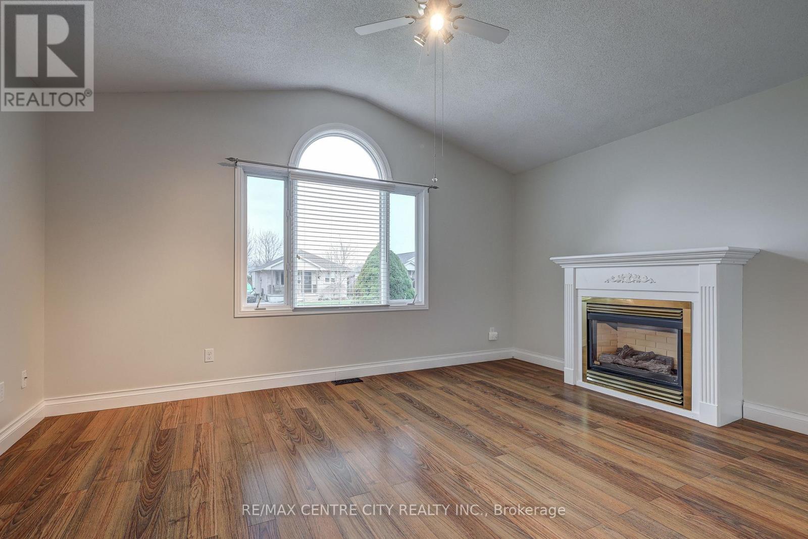 42 OLDEWOOD CRESCENT, St. Thomas, Ontario, N5R6B2 — Photo 7