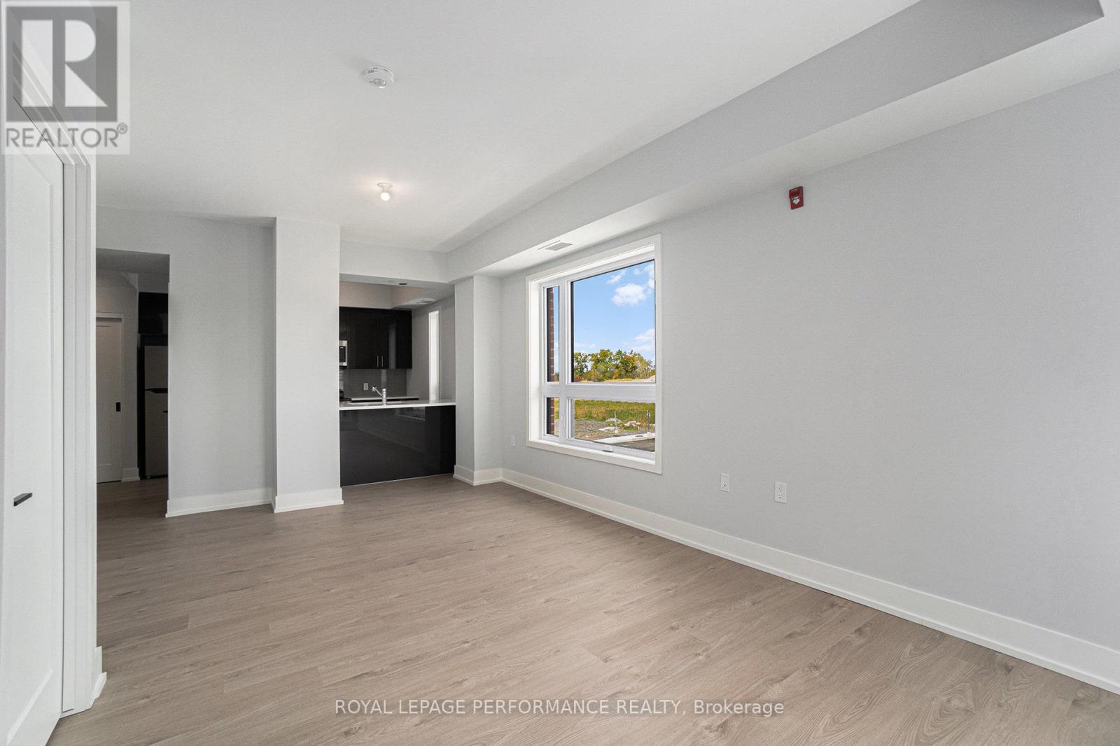 208 - 397 CODD'S ROAD, Ottawa, Ontario, K1K5C7 — Photo 4