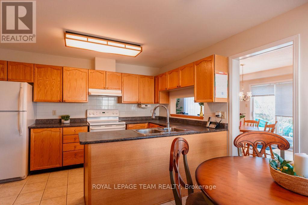 16 PICKWICK DRIVE, Ottawa, Ontario, K2J3G1 — Photo 14