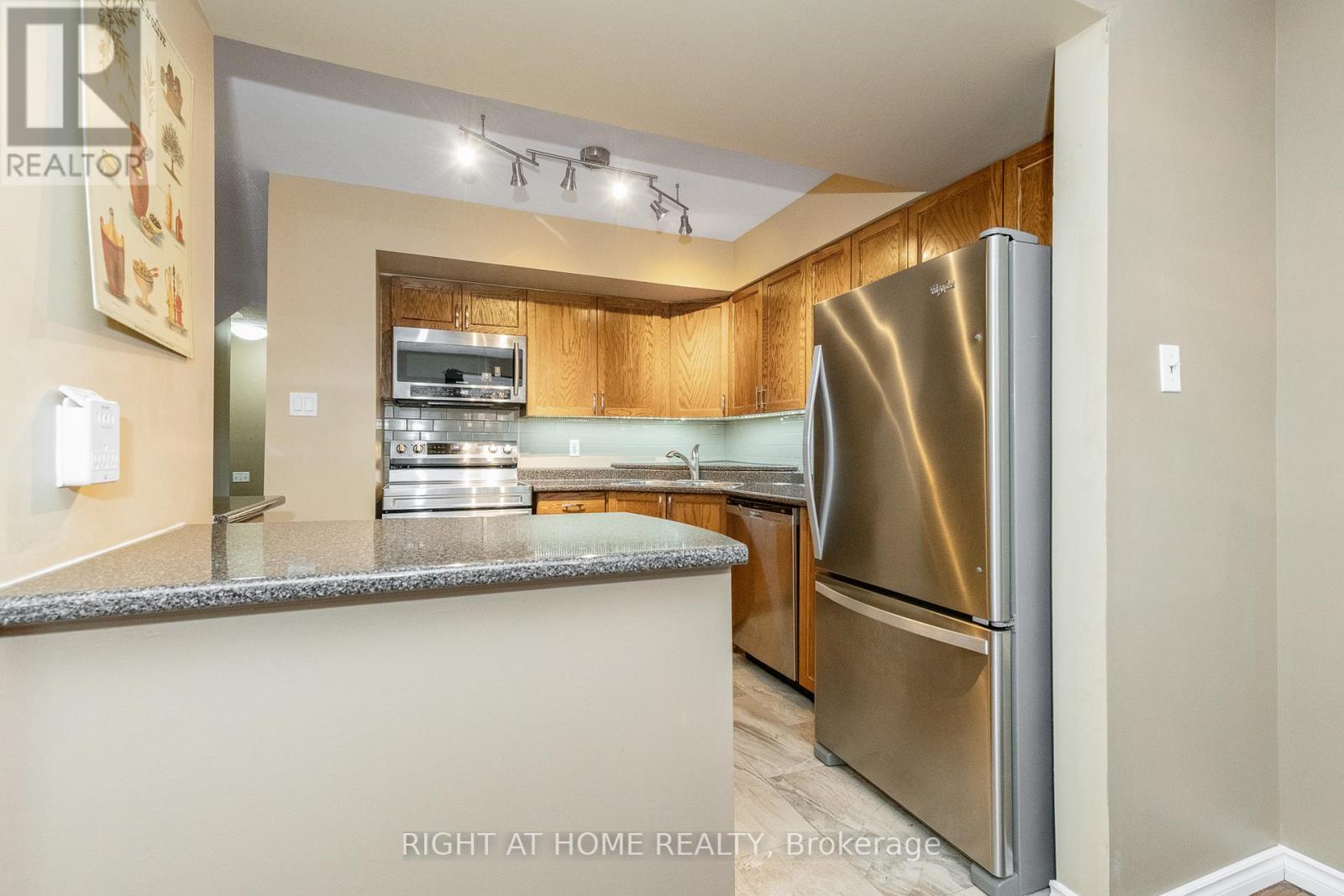 2034 P AVENUE, Ottawa, Ontario, K1G6G7 — Photo 11