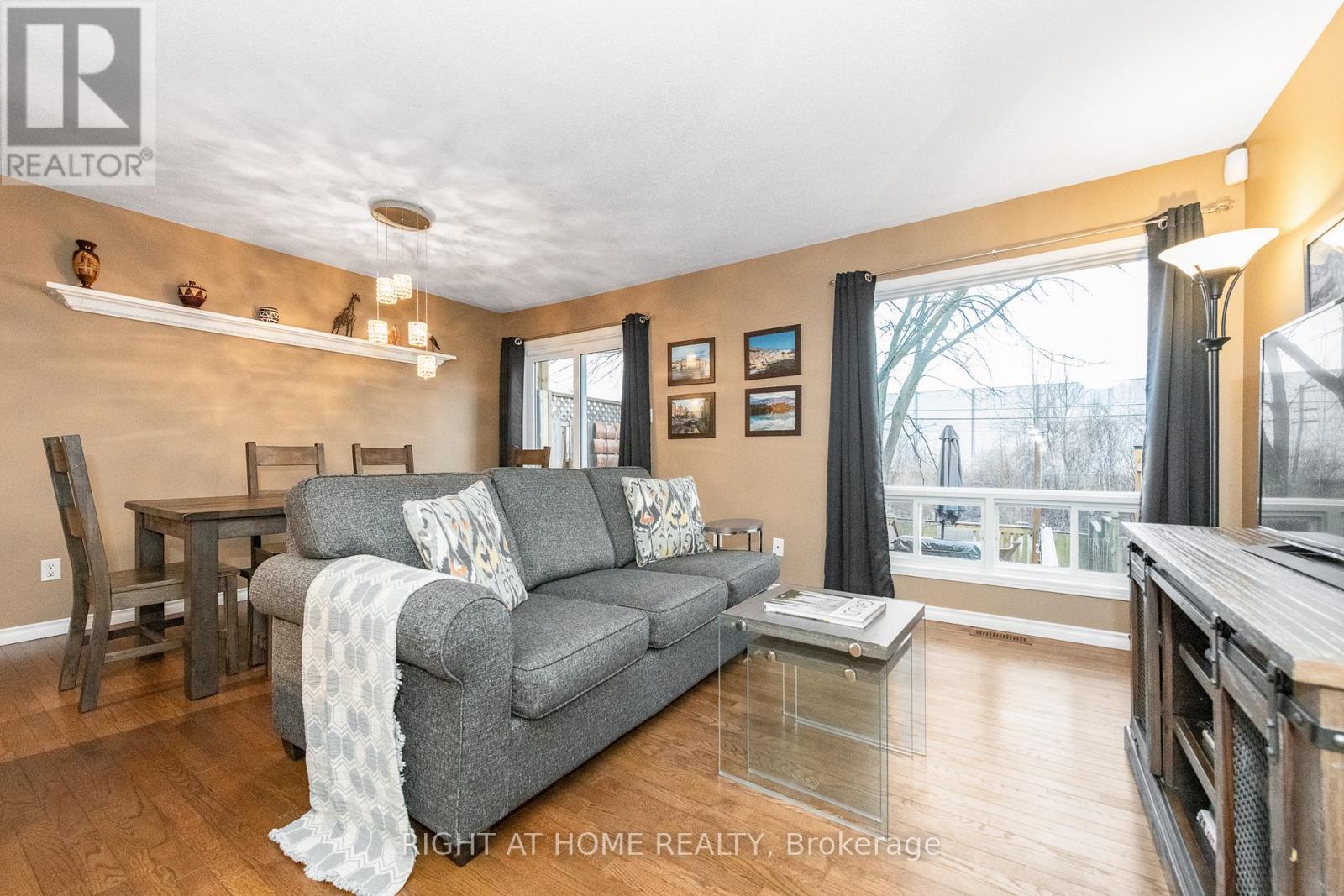 2034 P AVENUE, Ottawa, Ontario, K1G6G7 — Photo 18