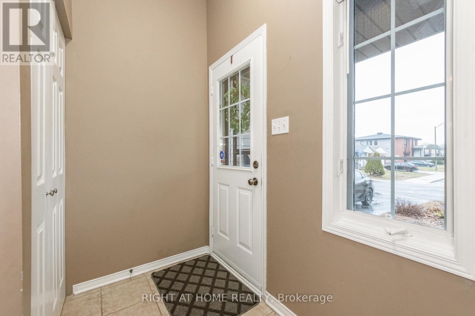 2034 P AVENUE, Ottawa, Ontario, K1G6G7 — Photo 4