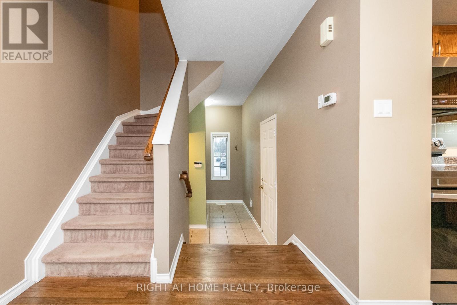 2034 P AVENUE, Ottawa, Ontario, K1G6G7 — Photo 5