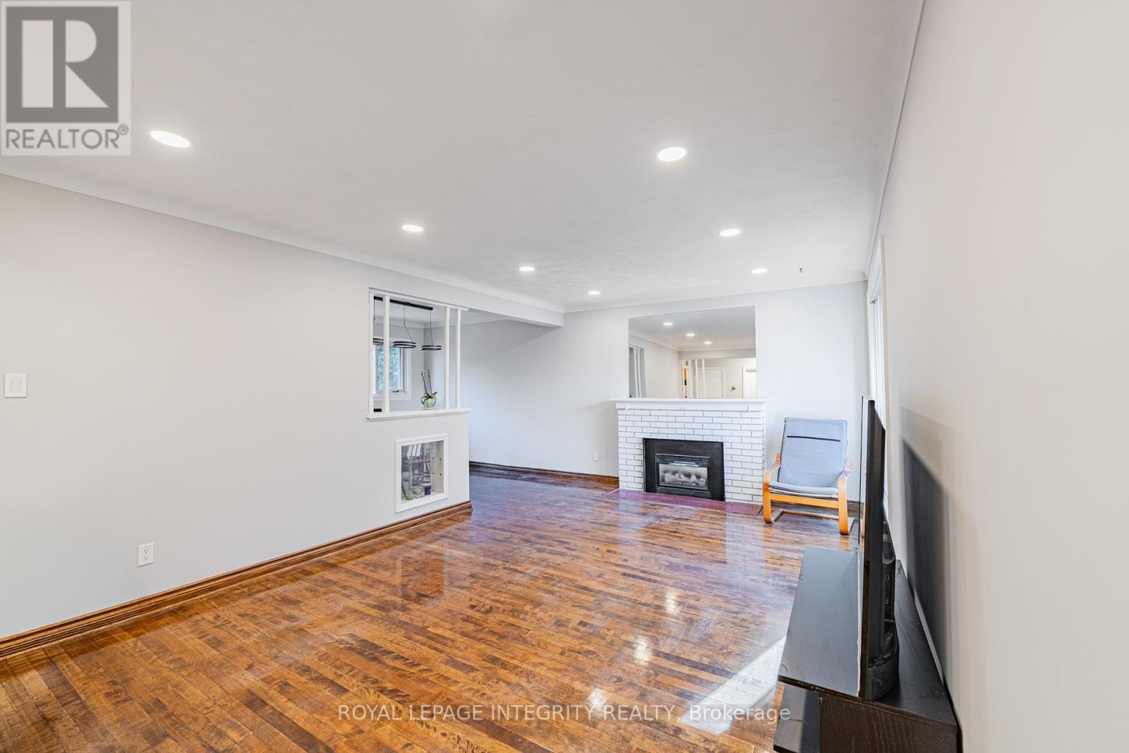 1746 - A GAGE CRESCENT, Ottawa, Ontario, K2C0Z9 — Photo 6