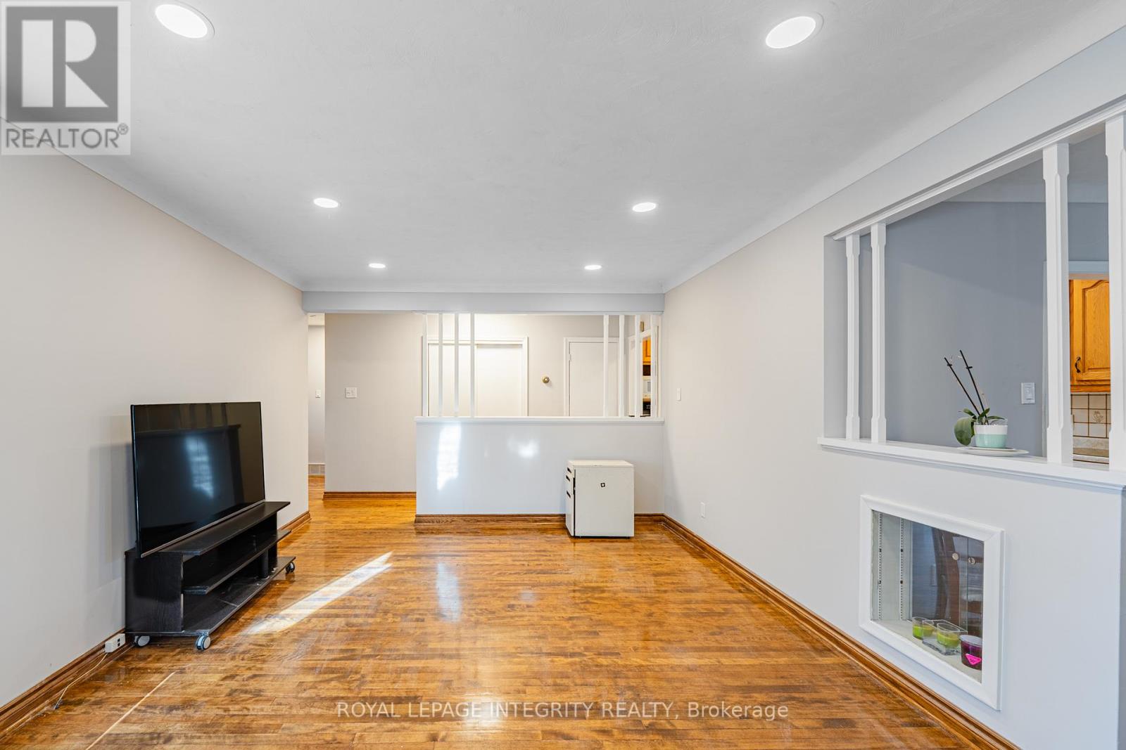 1746 - A GAGE CRESCENT, Ottawa, Ontario, K2C0Z9 — Photo 8