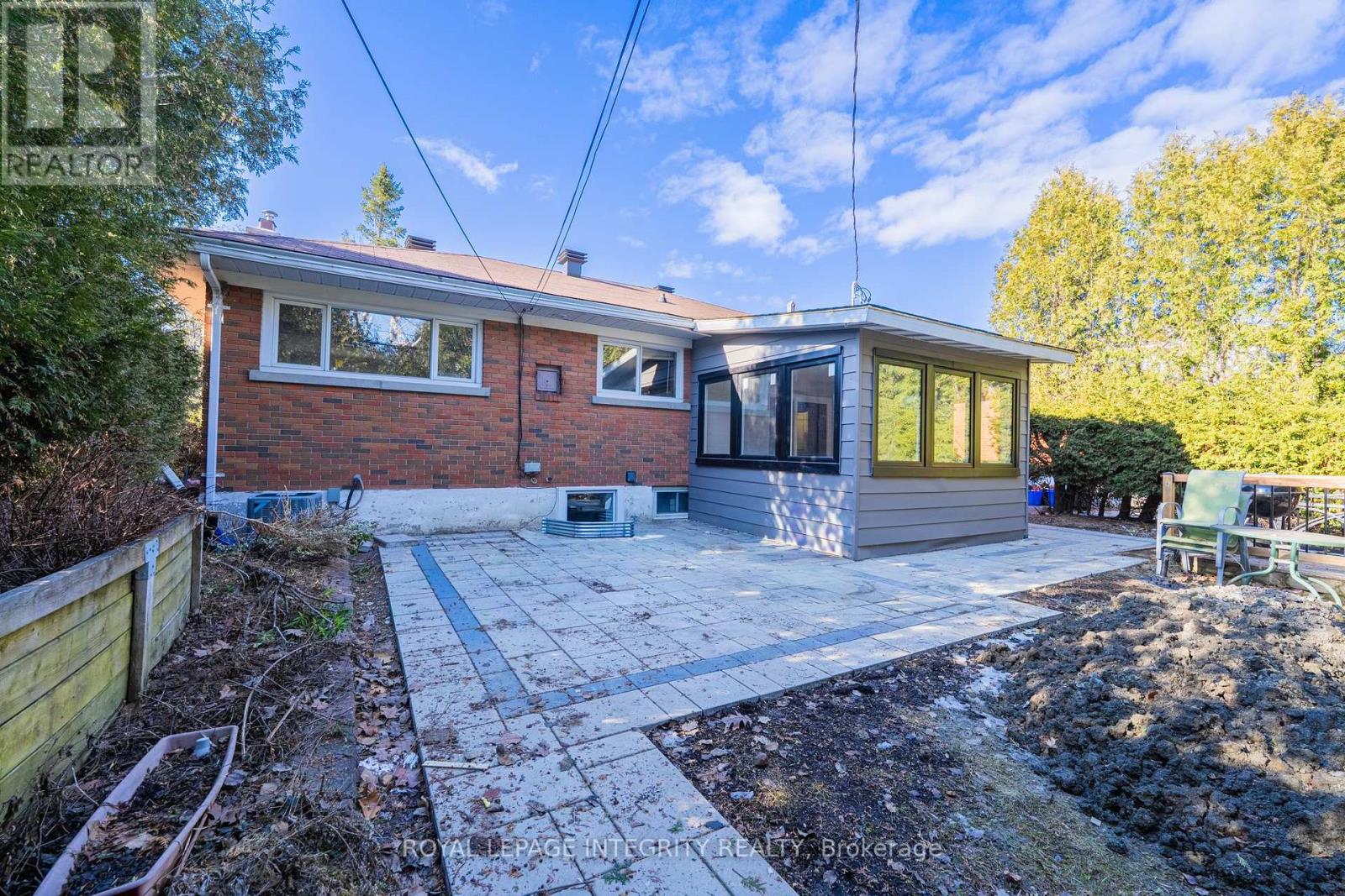 1746 - B GAGE CRESCENT, Ottawa, Ontario, K2C0Z9 — Photo 5