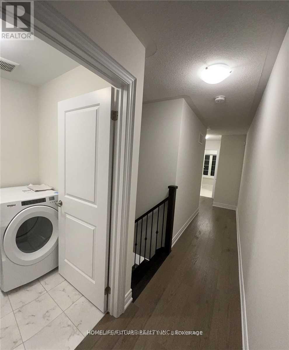 46 GILLIVARY DRIVE, Whitby, Ontario, L1P0C9 — Photo 11