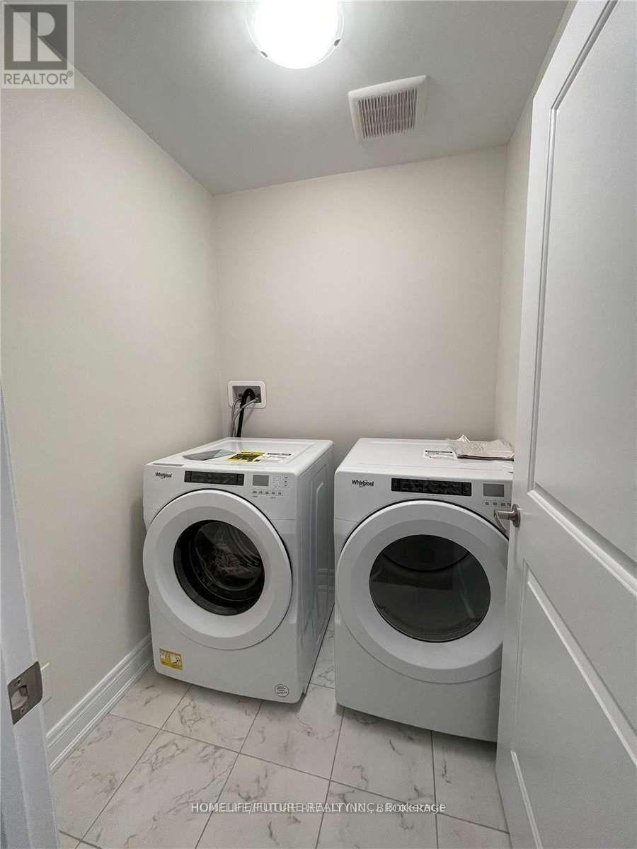 46 GILLIVARY DRIVE, Whitby, Ontario, L1P0C9 — Photo 12