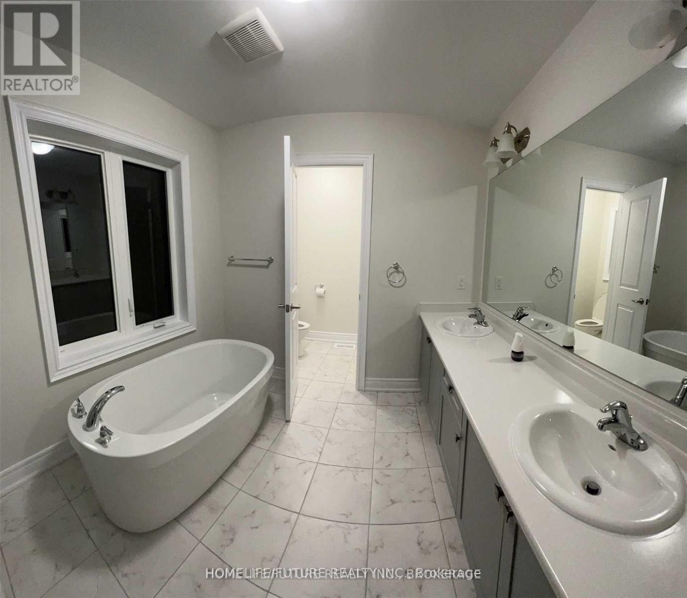 46 GILLIVARY DRIVE, Whitby, Ontario, L1P0C9 — Photo 18