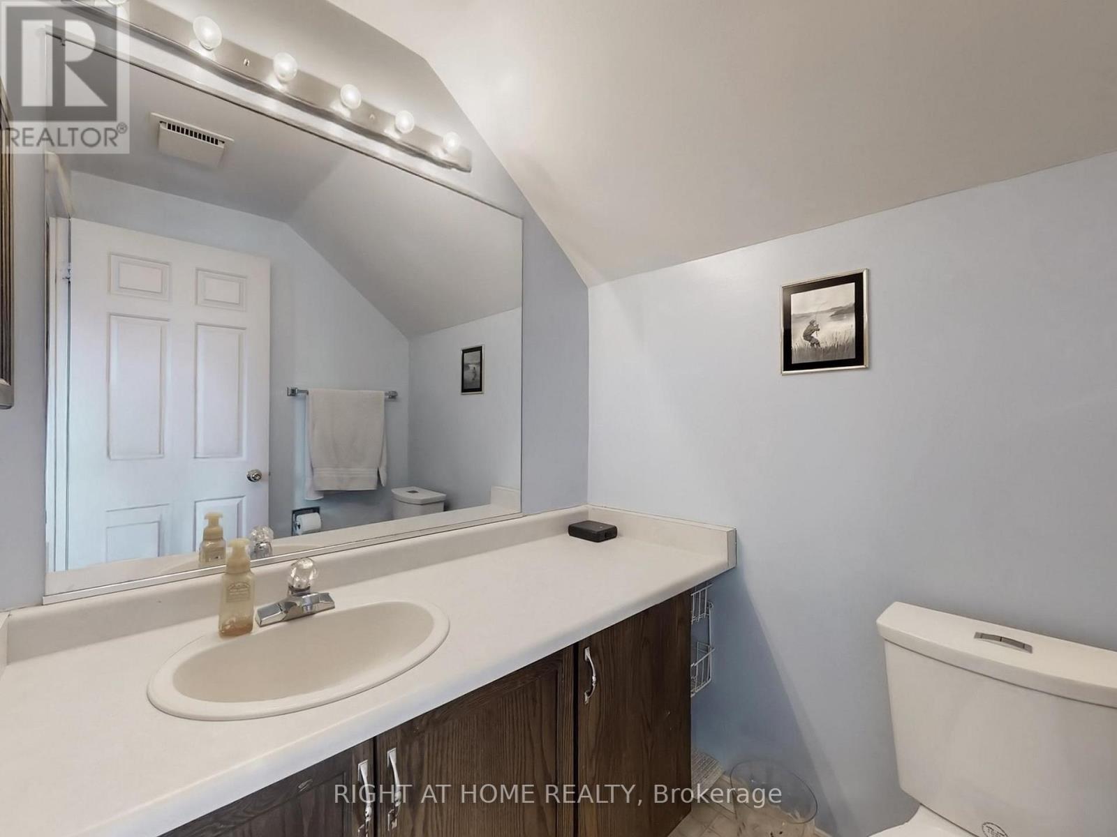 531 STEEPLE HILL, Pickering (Woodlands), Ontario, L1V5Z6 — Photo 27