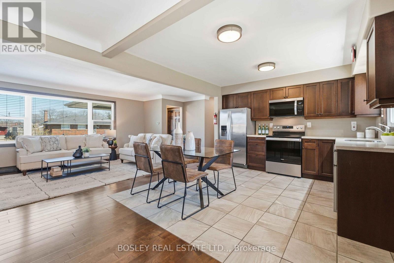 5009 AMELIA CRESCENT, Niagara Falls (Cherrywood), Ontario, L2E5C4 — Photo 4