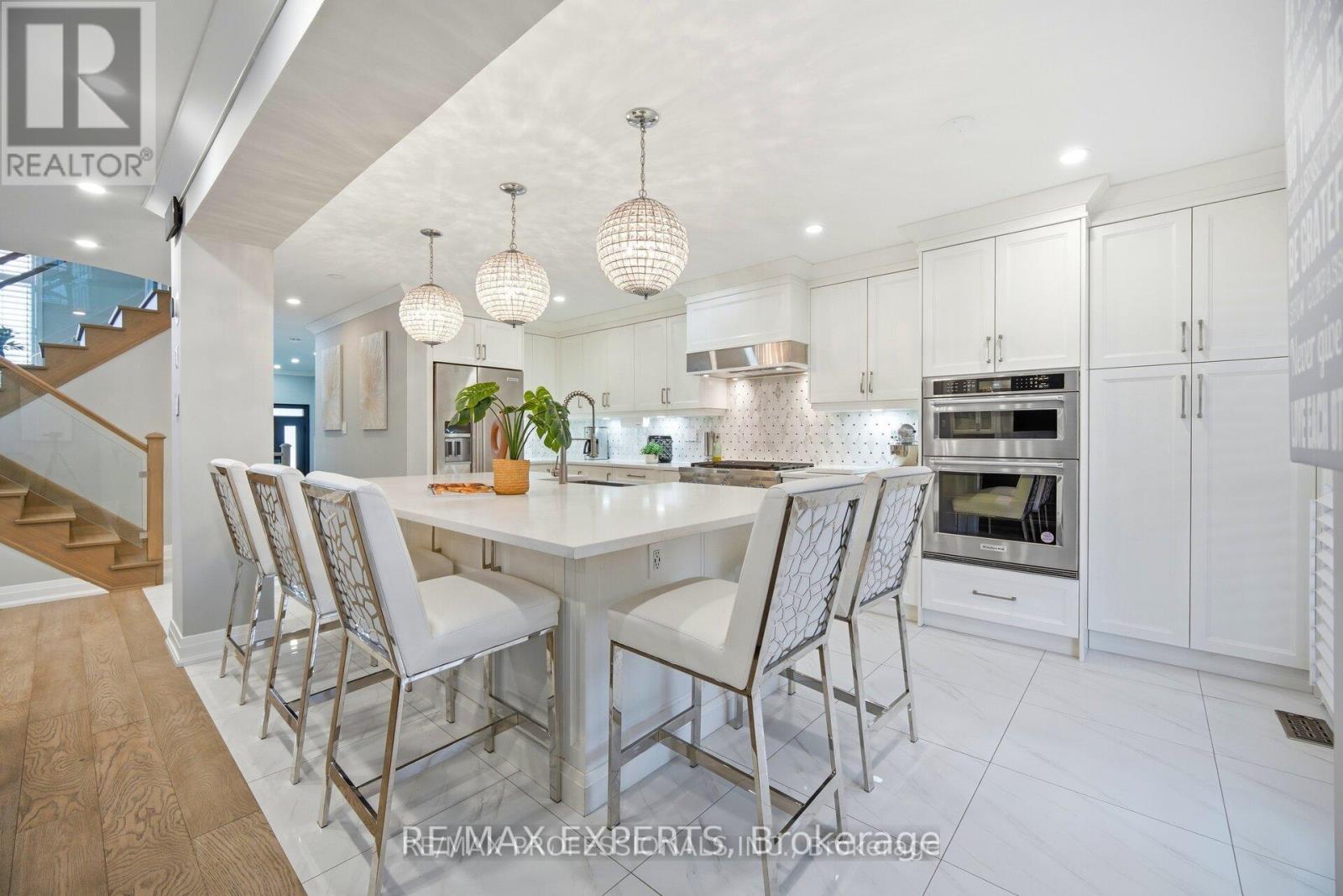 194 FANDANGO DRIVE, Brampton (Credit Valley), Ontario, L6X0L3 — Photo 6