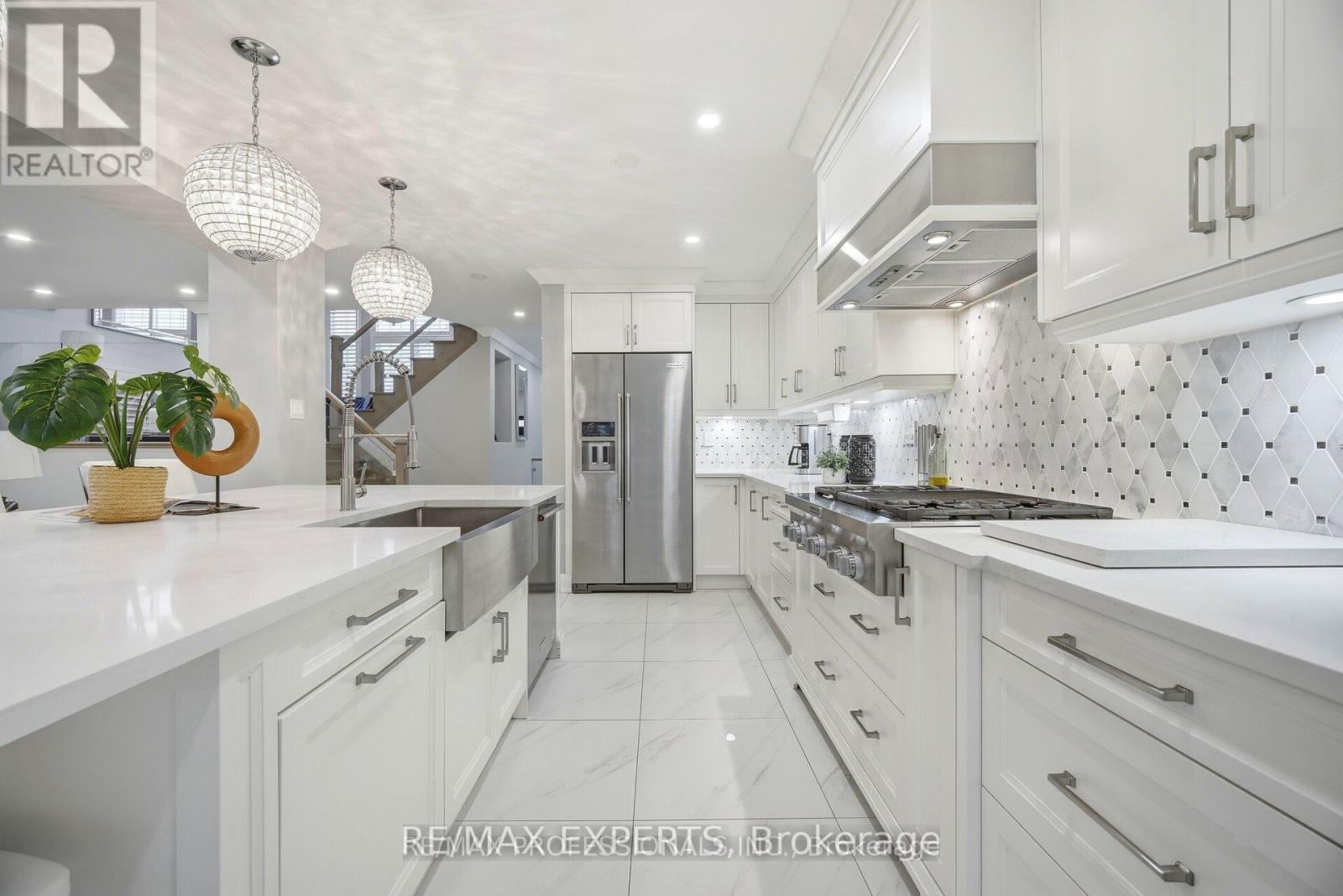 194 FANDANGO DRIVE, Brampton (Credit Valley), Ontario, L6X0L3 — Photo 9