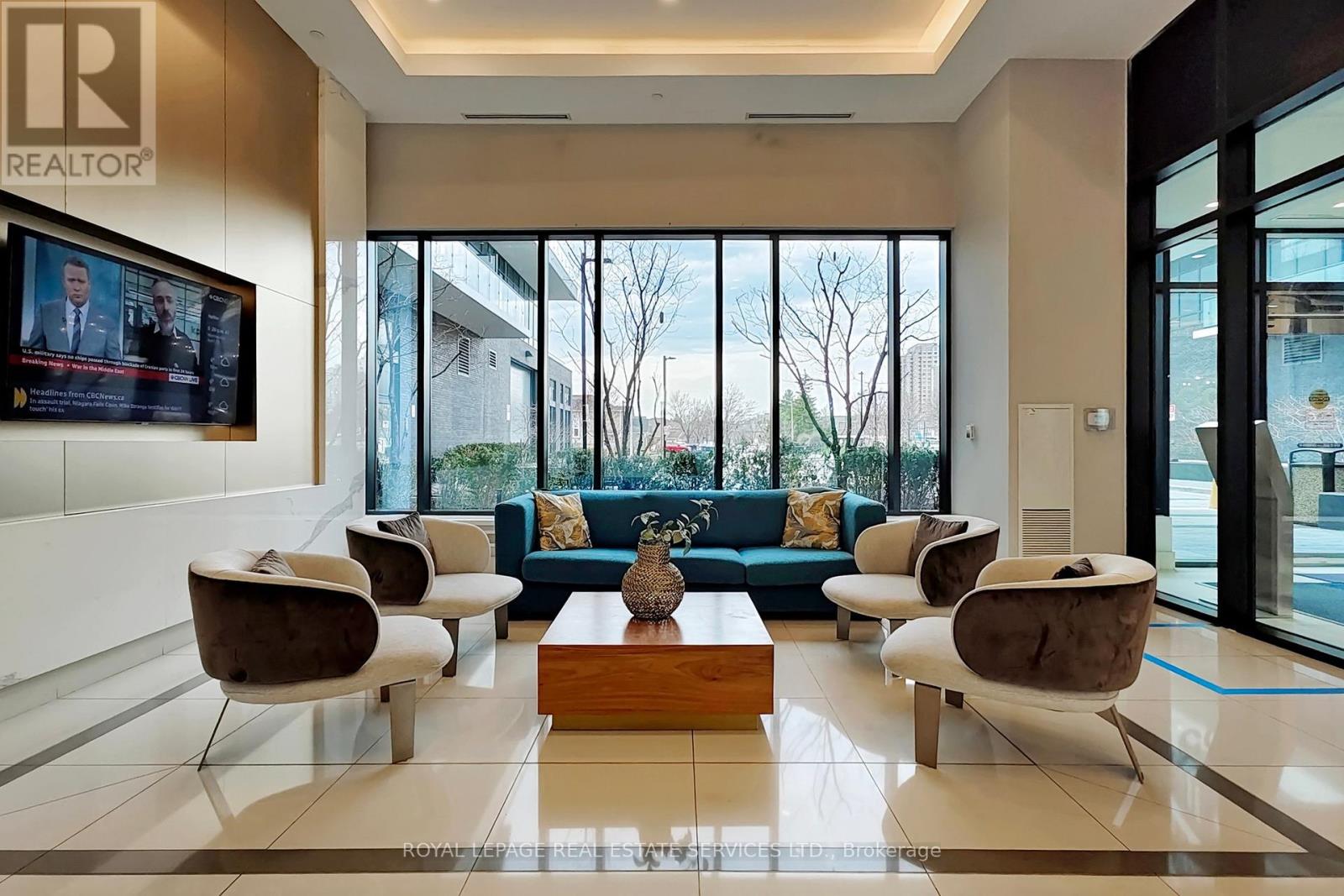 615 - 35 WATERGARDEN DR. DRIVE, Mississauga (Hurontario), Ontario, L5R0G8 — Photo 4