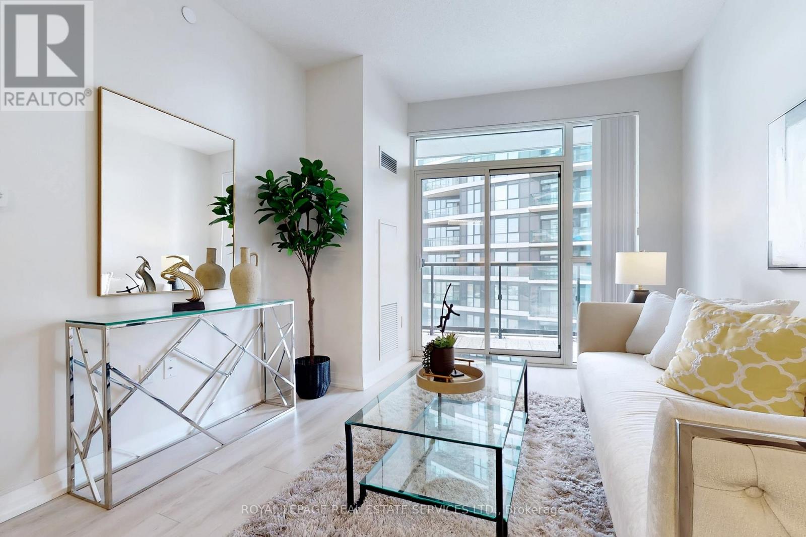 615 - 35 WATERGARDEN DR. DRIVE, Mississauga (Hurontario), Ontario, L5R0G8 — Photo 8